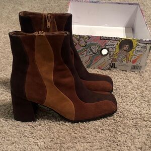 Jeffrey Campbell Lavalamp suede boots